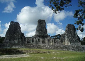 campeche archaeological ruins xpujil
